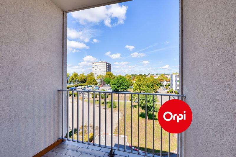 Appartement - 98 m² - 5 pièces