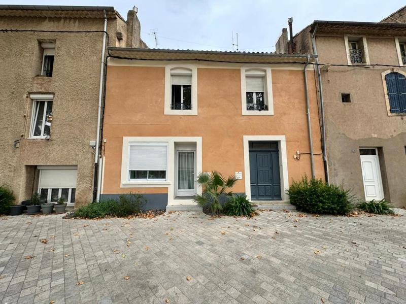 Maison - 165 m² - 2 pièces