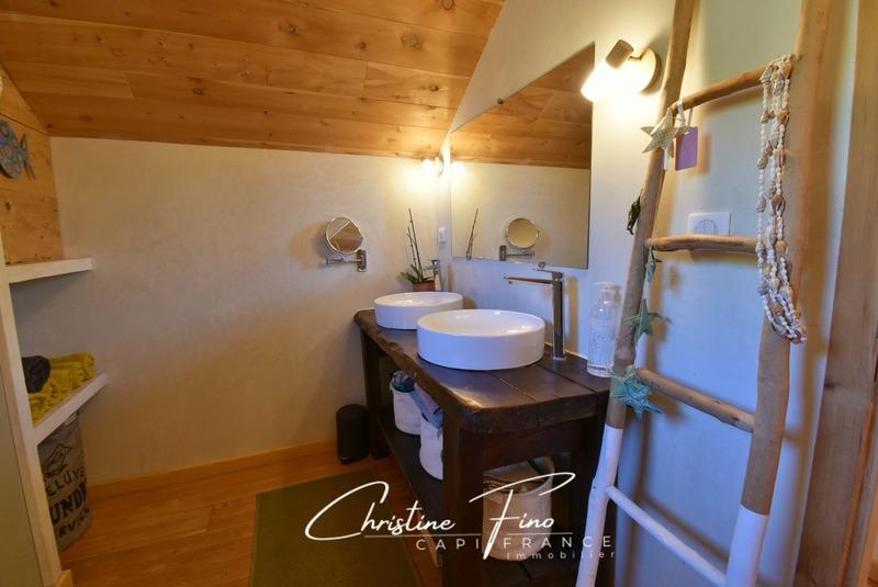 Châlet - 162 m² - 10 pièces