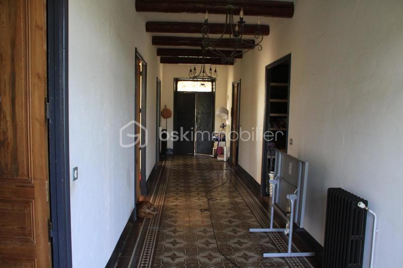 Maison - 350 m² - 15 pièces