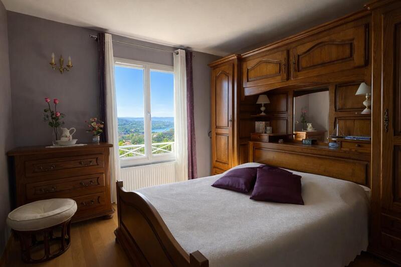 Maison - 140 m² - 4 pièces