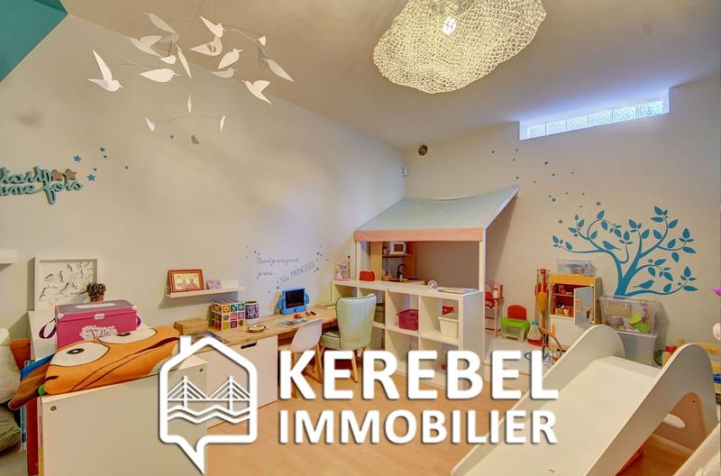 Maison - 134 m² - 7 pièces