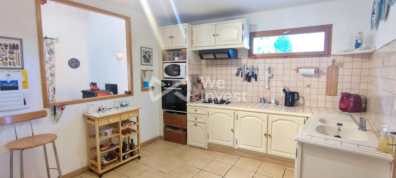 Maison - 212 m² - 7 pièces