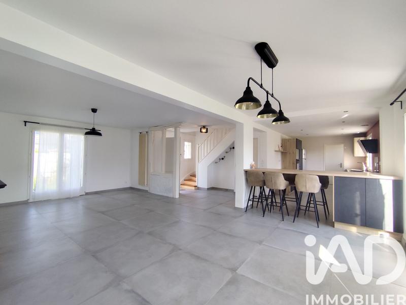 Maison - 140 m² - 7 pièces