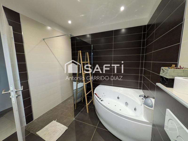 Villa - 177 m² - 5 pièces