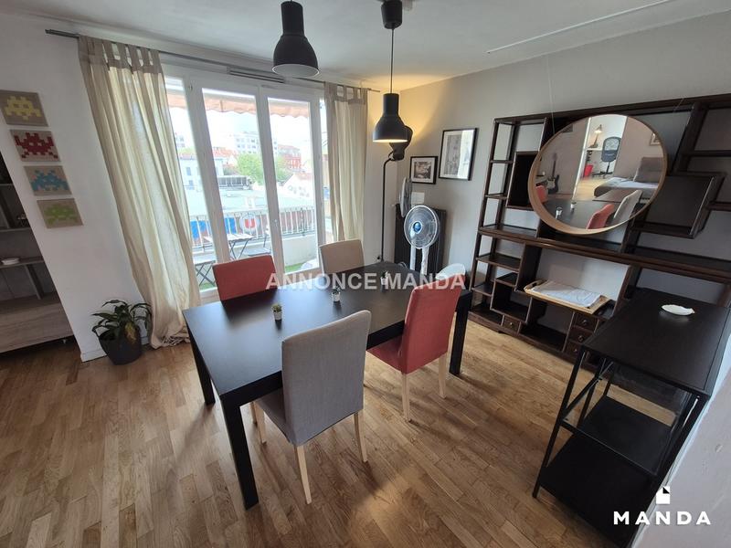 Appartement - 83 m² - 4 pièces