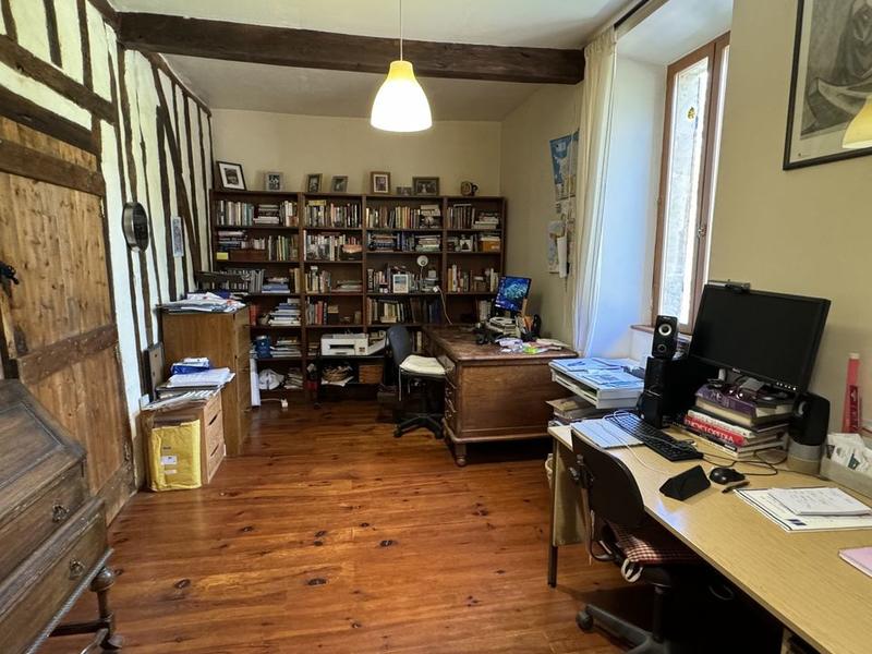 Maison ancienne - 218 m² - 7 pièces