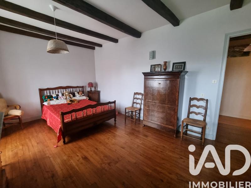 Maison - 254 m² - 6 pièces