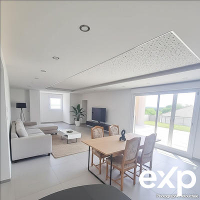 Maison traditionnelle - 130 m² - 4 pièces