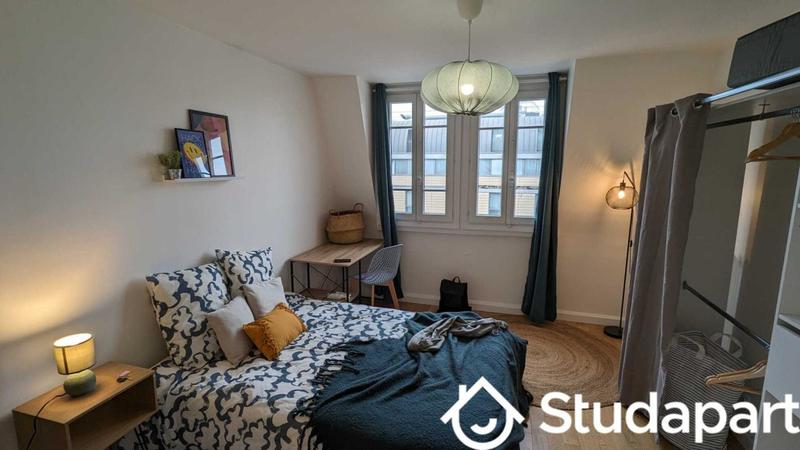 Chambre - 13 m² - 1 pièce