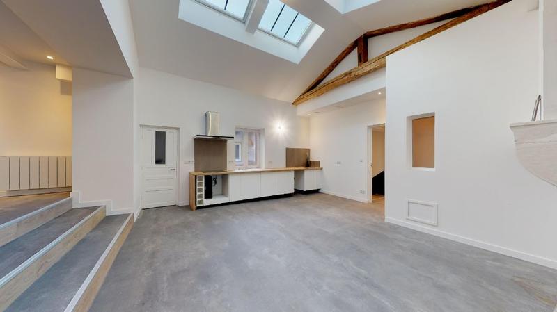 Appartement - 94 m² - 2 pièces