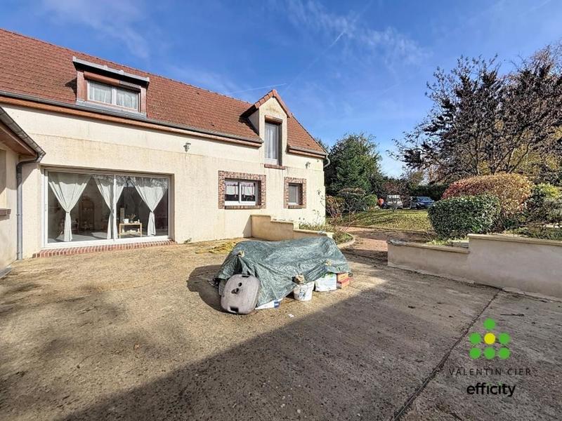 Maison - 144 m² - 5 pièces