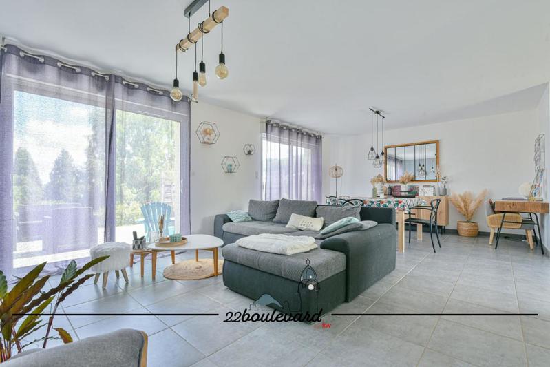 Pavillon - 80 m² - 4 pièces