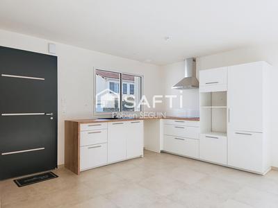 Maison - 92 m² - 4 pièces