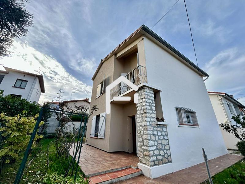 Maison - 100 m² - 4 pièces