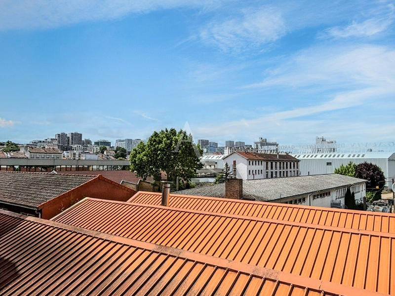 Loft - 195 m² - 5 pièces