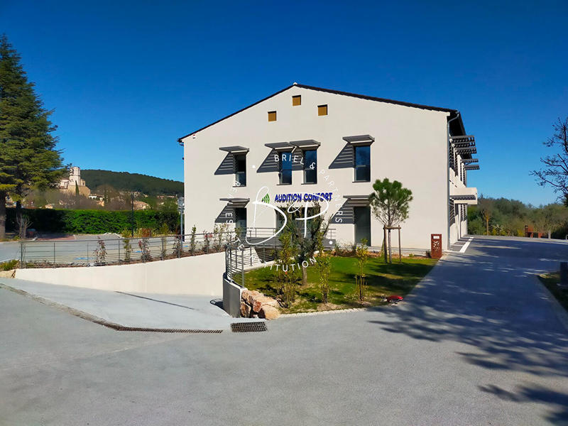 Local commercial - 152 m²