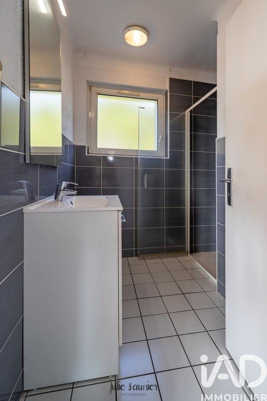 Maison - 80 m² - 5 pièces