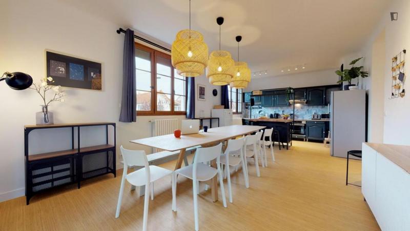 Chambre - 12 pièces