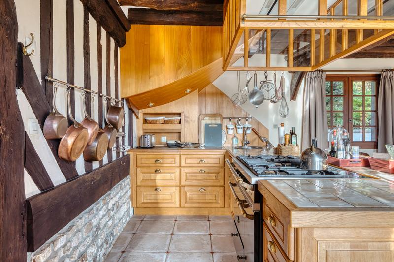 Maison - 268 m² - 8 pièces