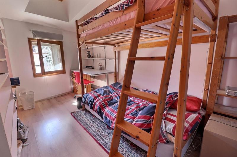 Duplex - 247 m² - 8 pièces