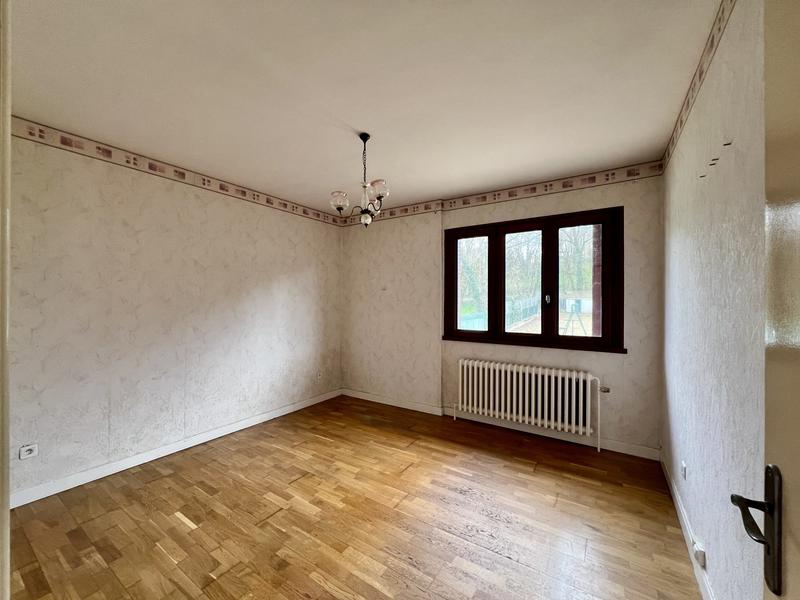 Maison - 96 m² - 5 pièces