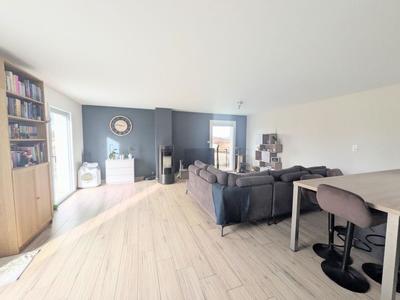 Maison - 93 m² - 4 pièces
