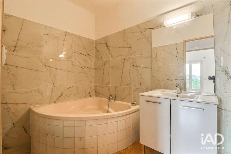 Appartement - 64 m² - 2 pièces