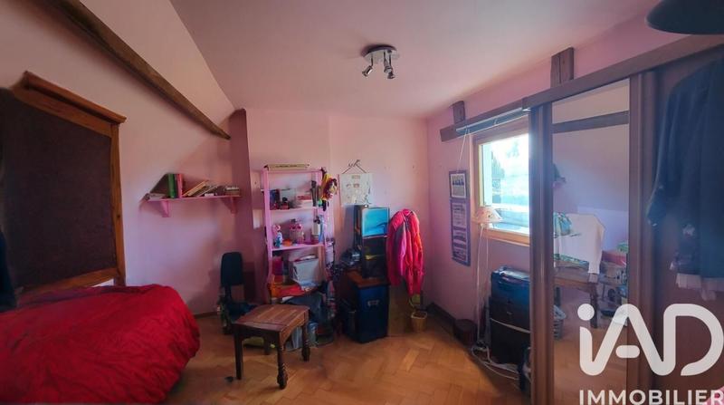 Maison - 227 m² - 6 pièces