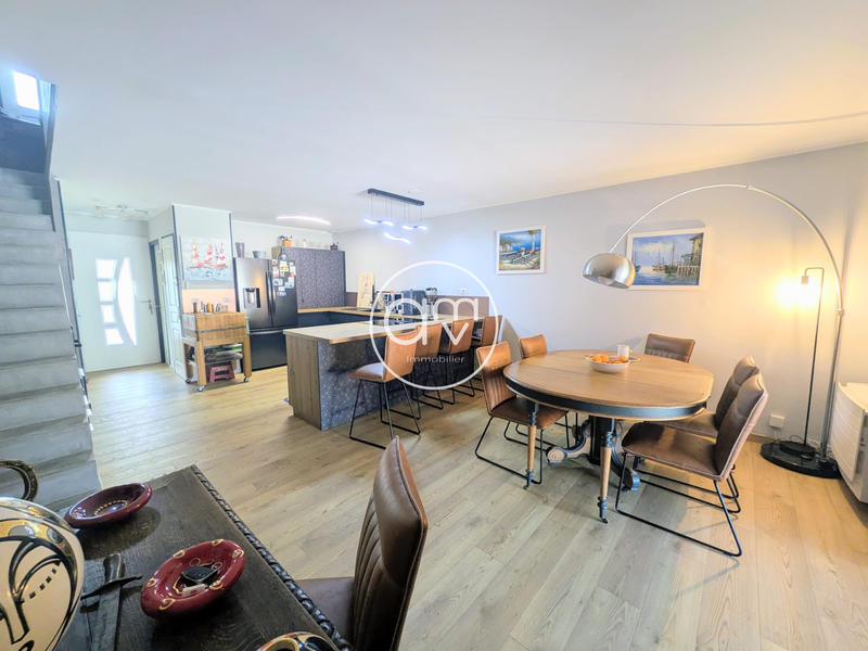 Appartement - 85 m² - 3 pièces