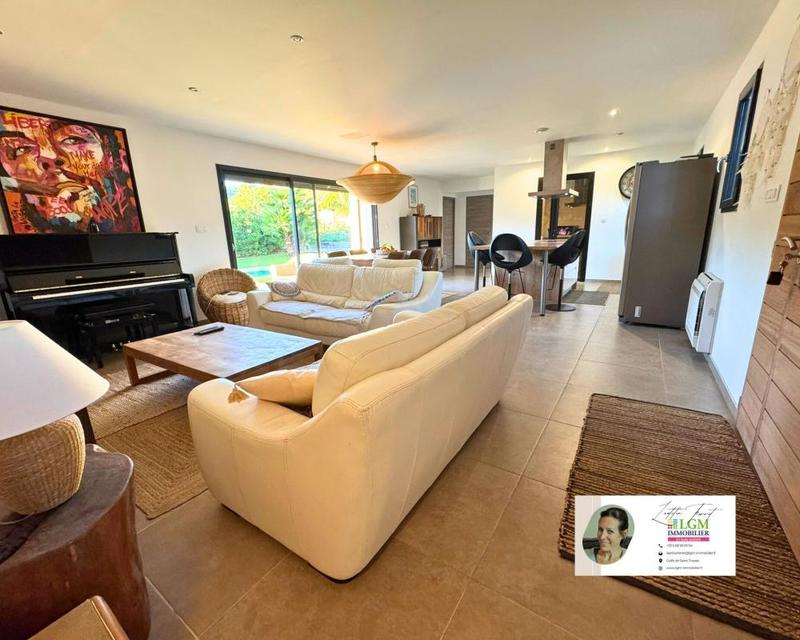 Maison - 120 m² - 5 pièces