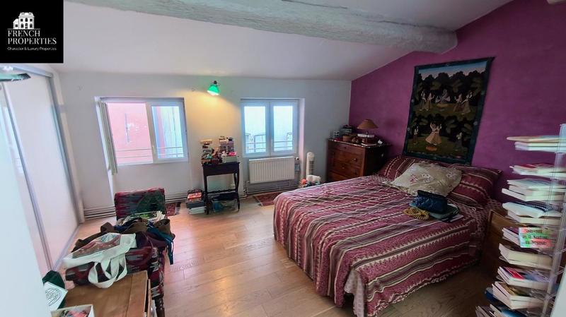 Appartement - 122 m² - 4 pièces