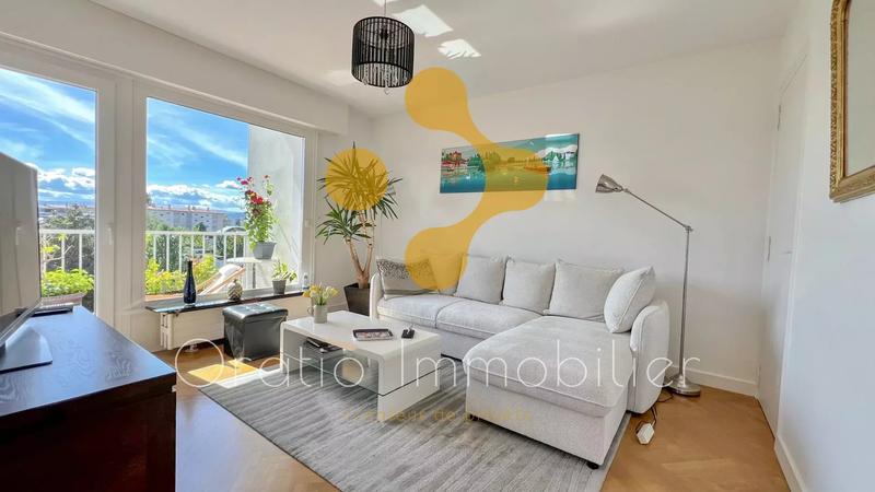 Appartement - 91 m² - 4 pièces