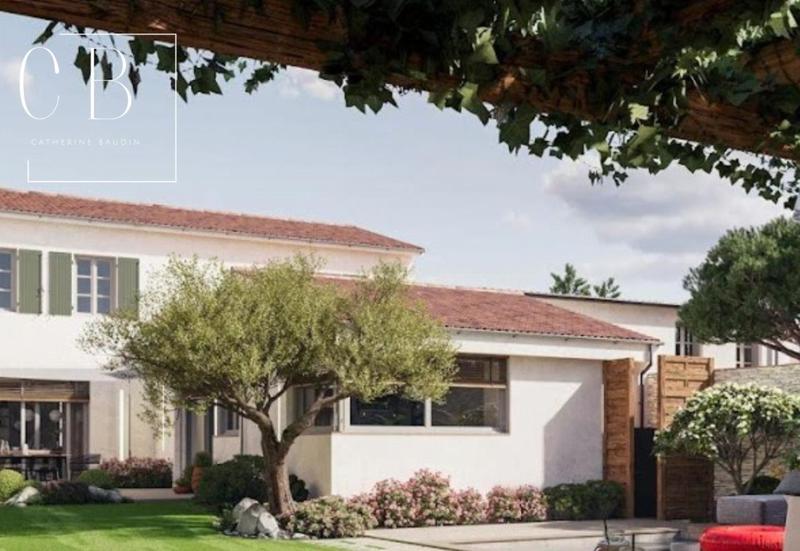 Maison - 396 m² - 10 pièces