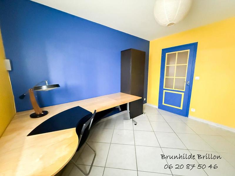 Maison - 190 m² - 8 pièces