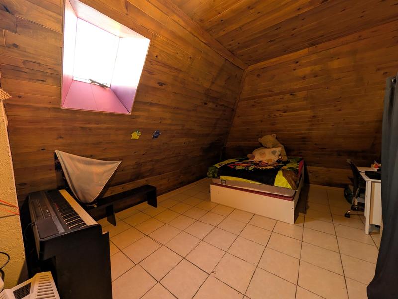 Maison - 200 m² - 10 pièces