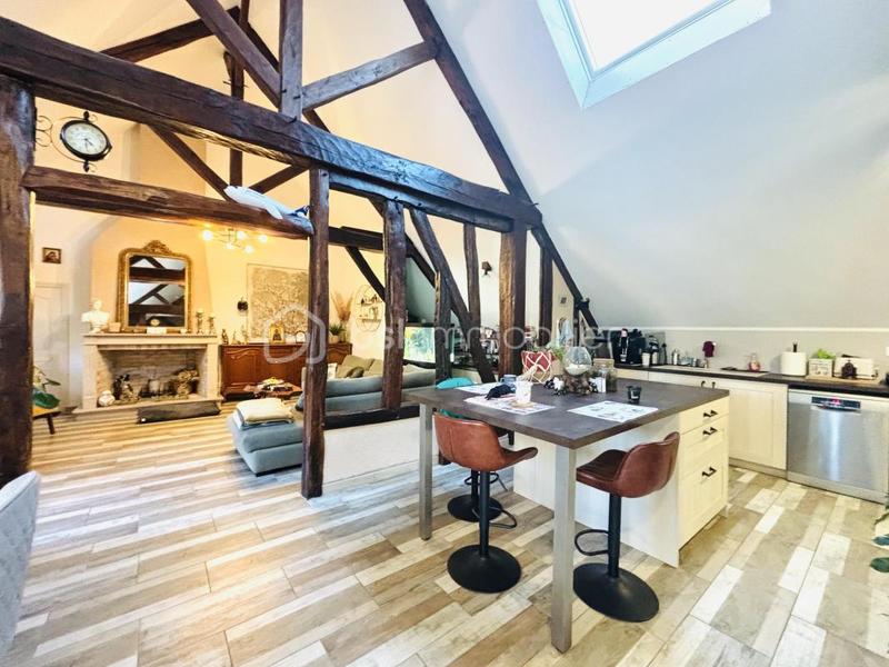 Propriété - 230 m² - 7 pièces