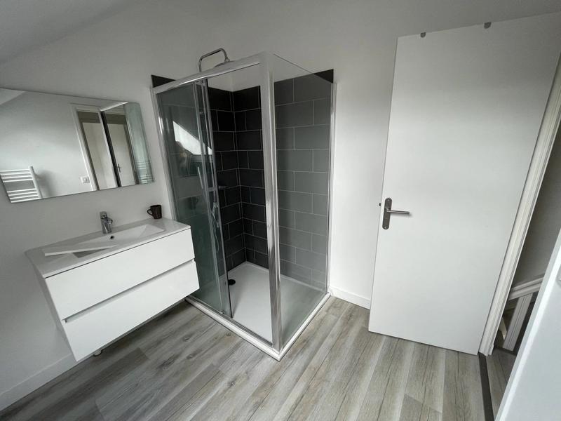 Maison - 111 m² - 5 pièces