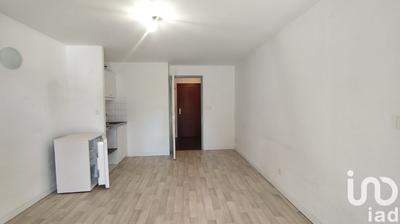 Studio - 24 m² - 1 pièce