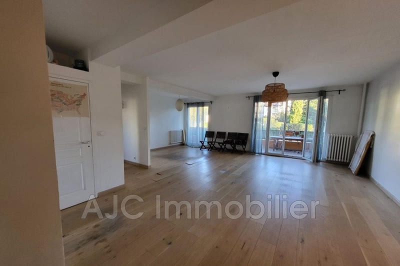 Appartement - 91 m² - 4 pièces