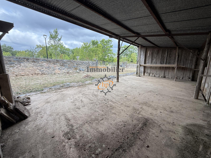 Parking / Garage - 220 m²