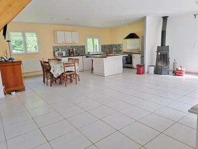 Maison - 160 m² - 5 pièces