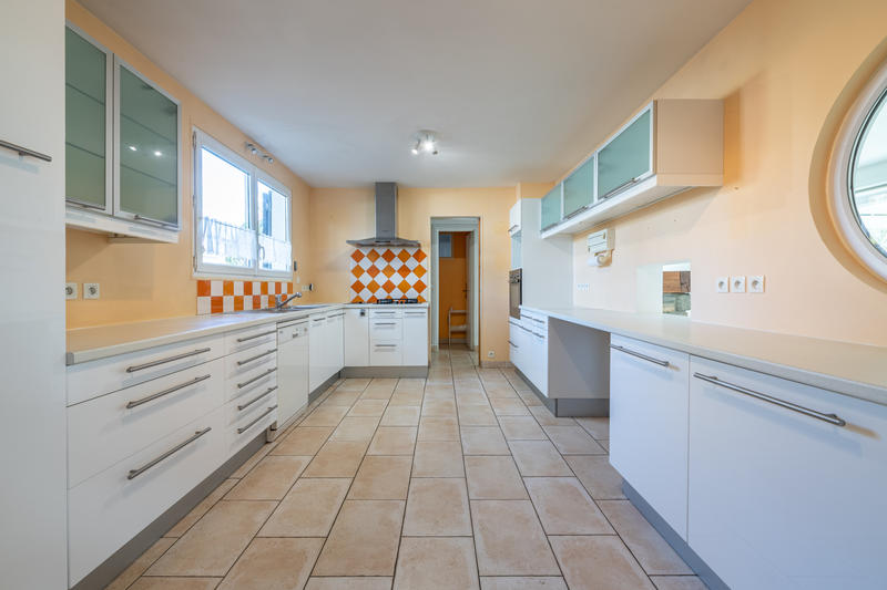 Maison - 155 m² - 7 pièces