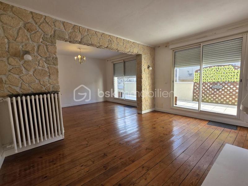 Appartement - 96 m² - 4 pièces