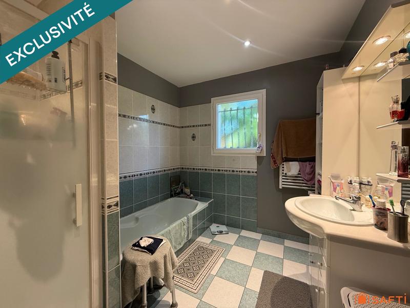 Maison - 120 m² - 4 pièces