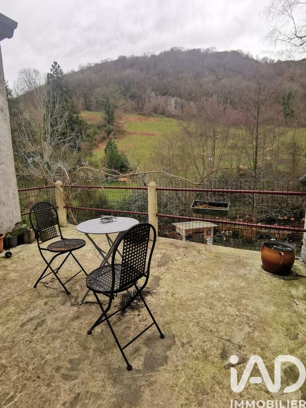 Maison - 262 m² - 8 pièces