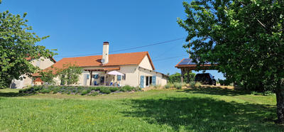 Maison - 85 m² - 4 pièces