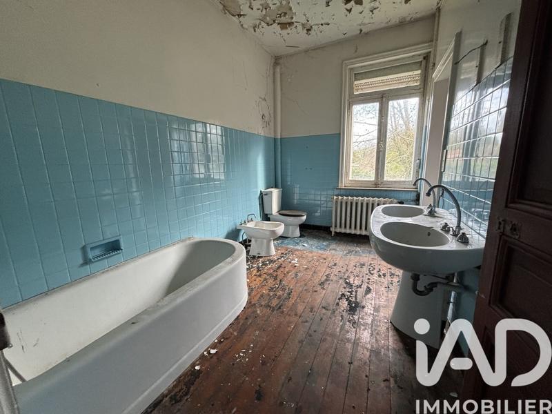 Maison - 180 m² - 7 pièces