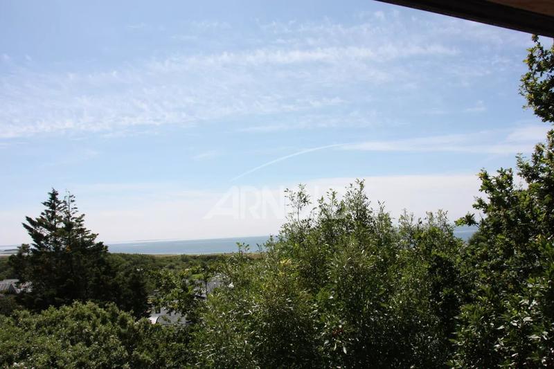 Maison - 222 m² - 11 pièces