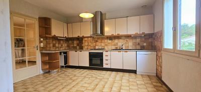 Maison - 148 m² - 7 pièces